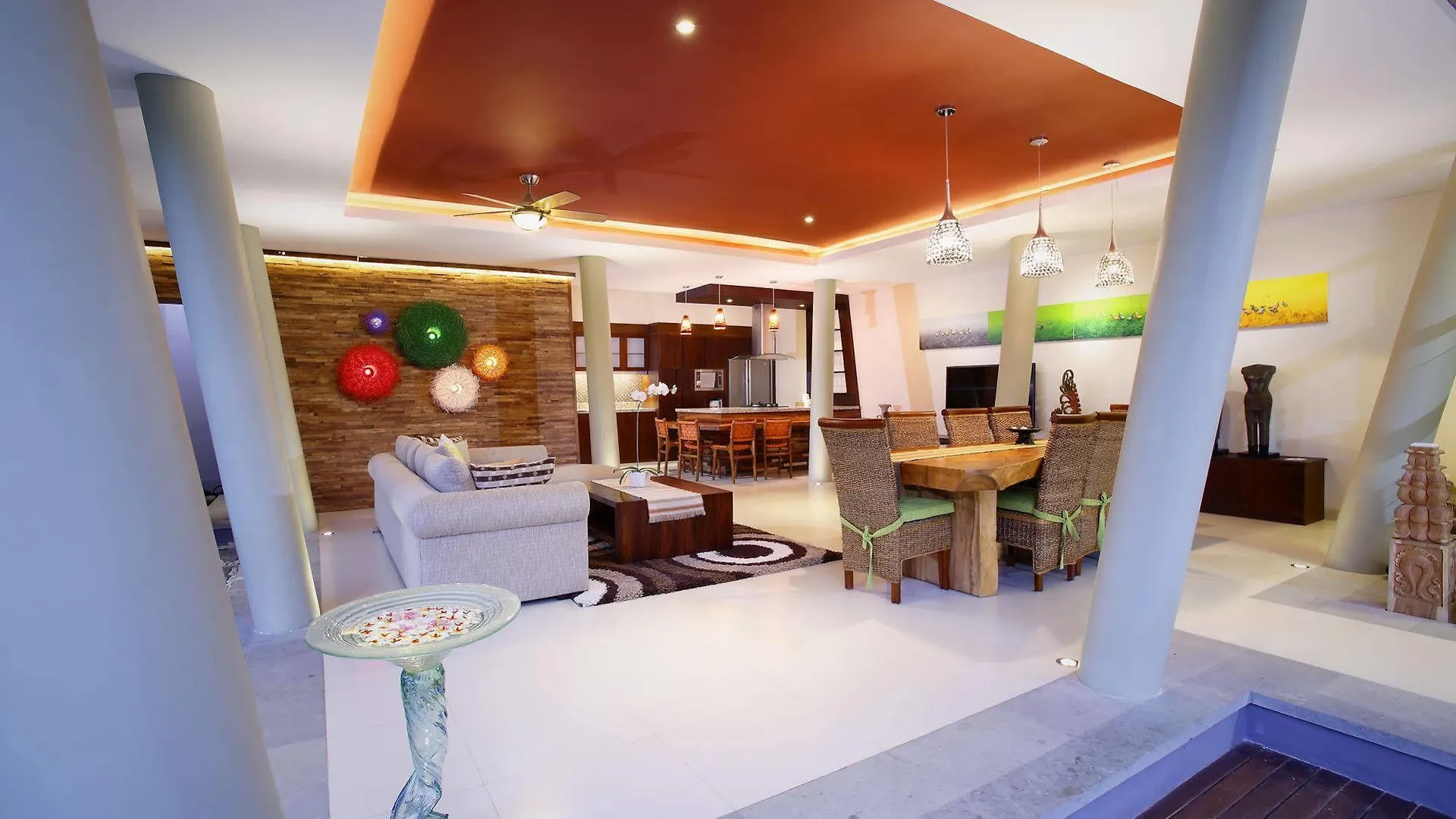 The Kasih Villas & Spa Seminyak 0*,